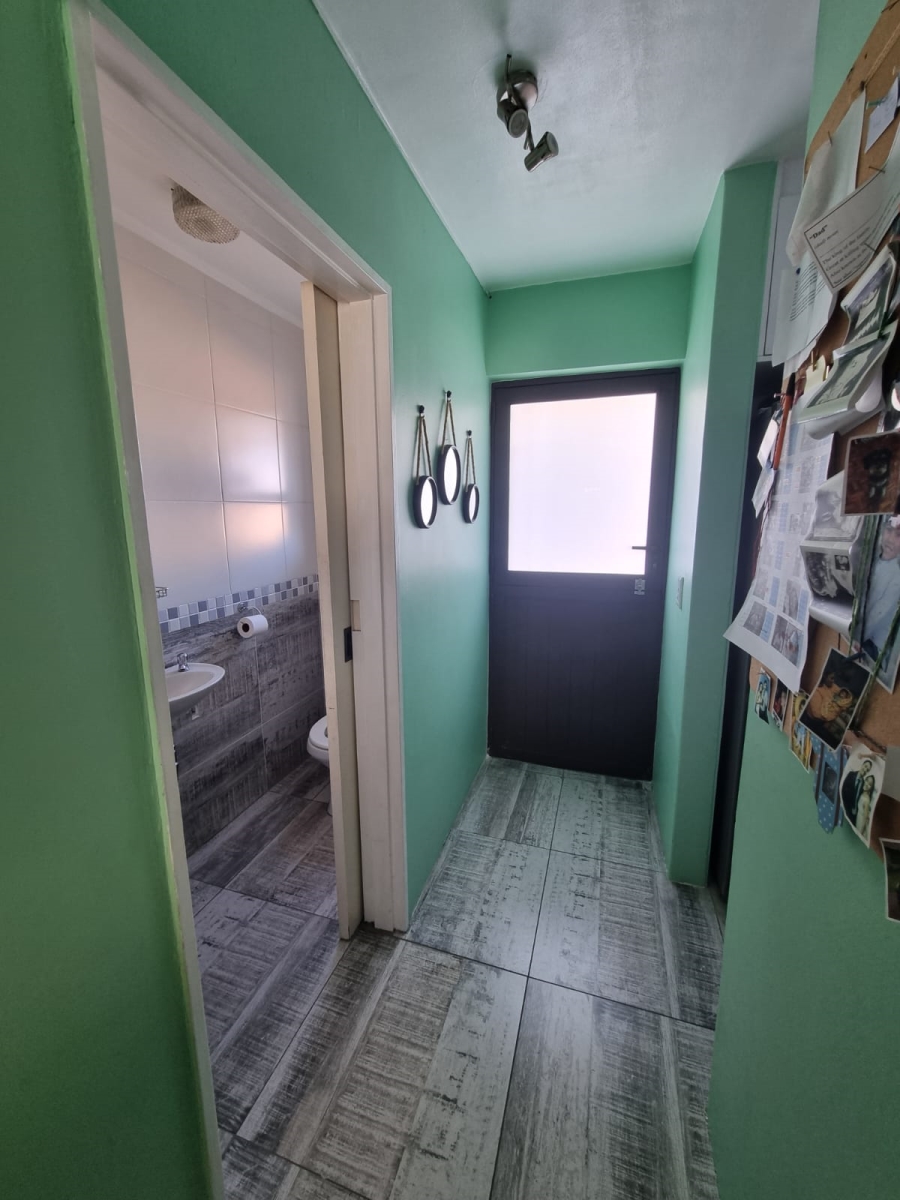 To Let 3 Bedroom Property for Rent in Southfield Western Cape